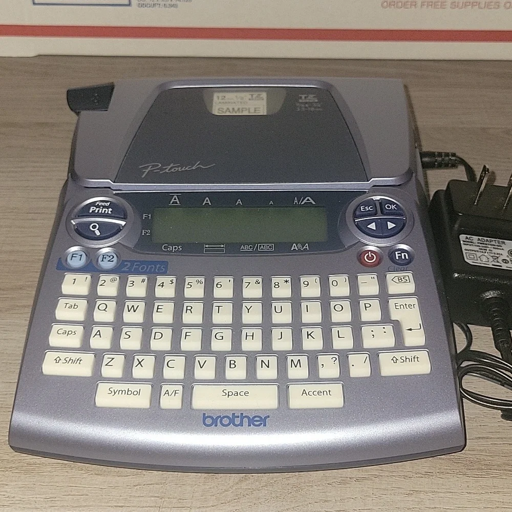 Brother PT-1880 Label Maker